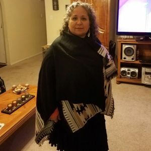 Meet your Posher, Moni esther